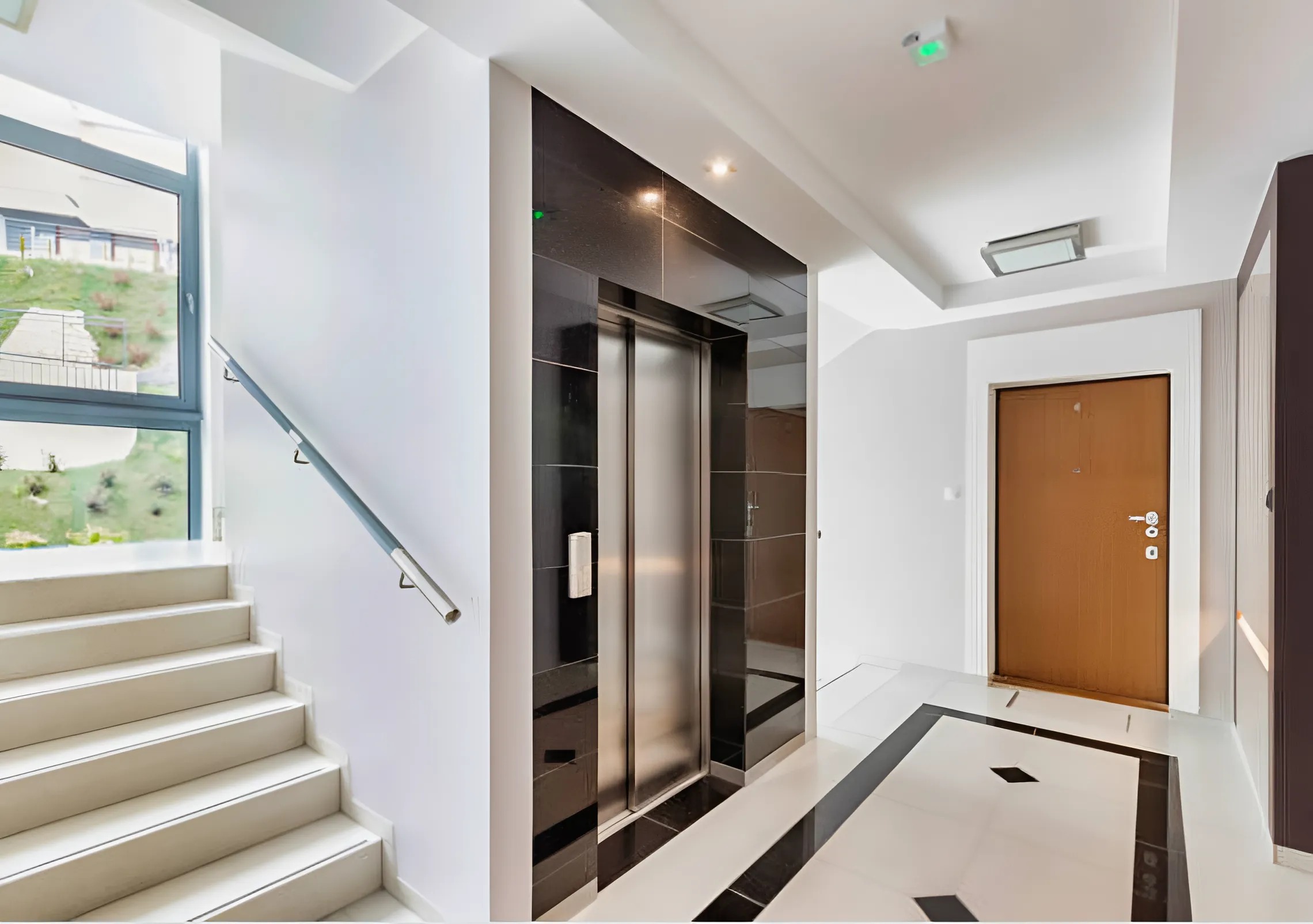 Thang Máy Fuji Gia Hưng - Album